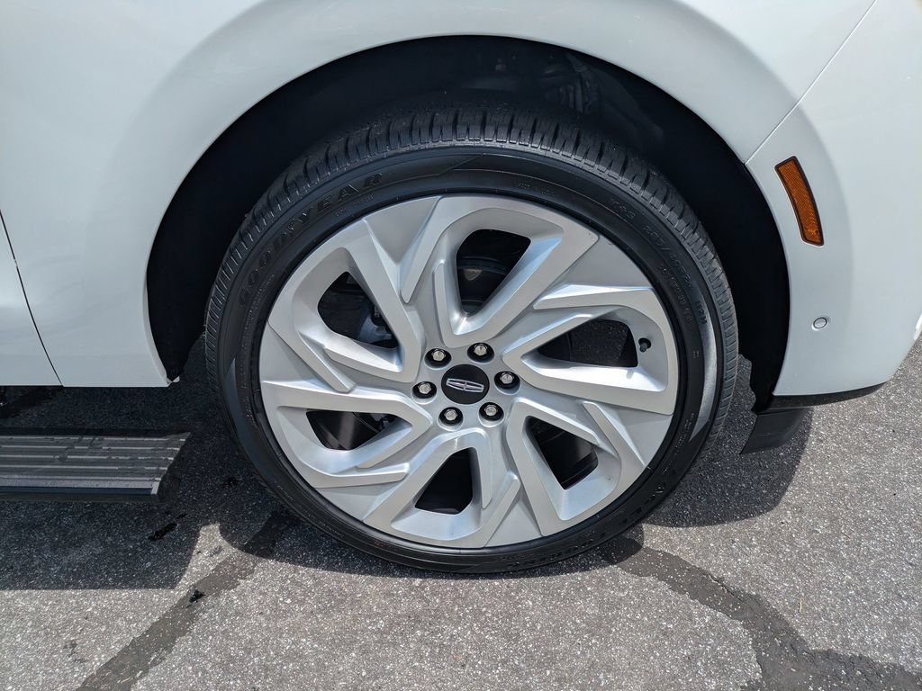 Used 2025 Lincoln Navigator Reserve AWD/4WD image 12