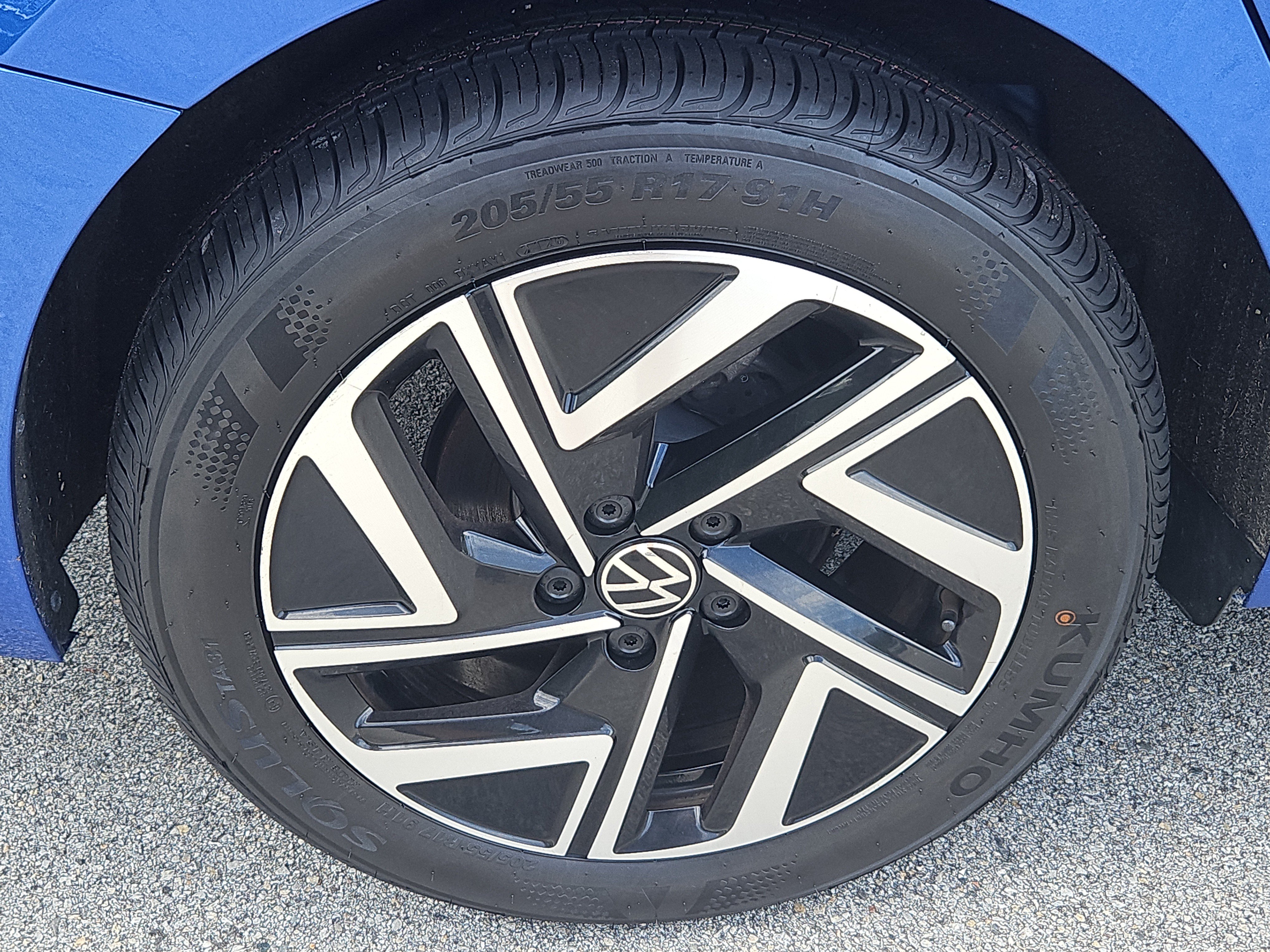 Certified 2024 Volkswagen Jetta SEL FWD image 34