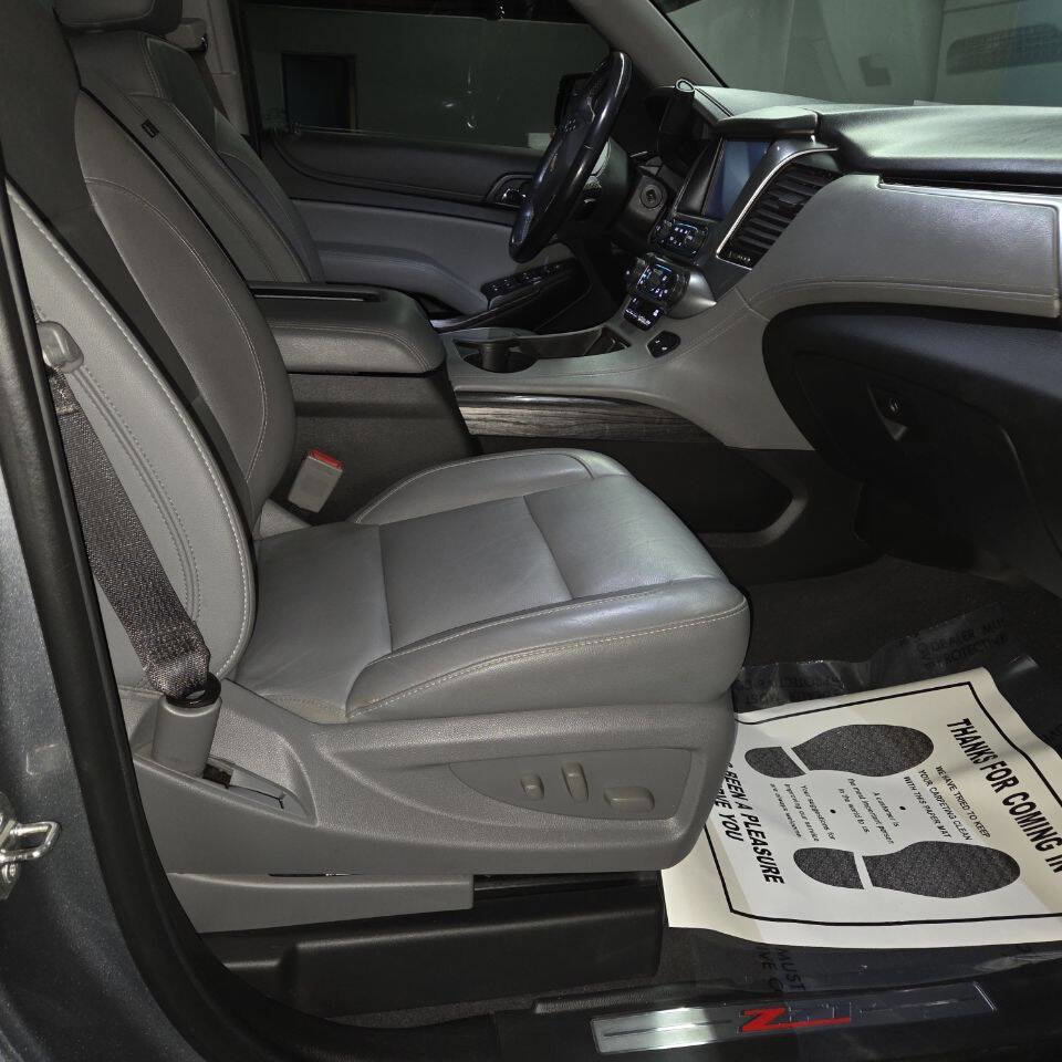 Used 2019 Chevrolet Tahoe LT image 14