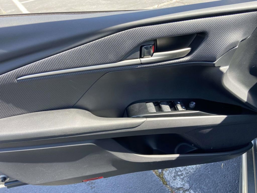 New 2026 Toyota Camry SE w/ Convenience Package image 18