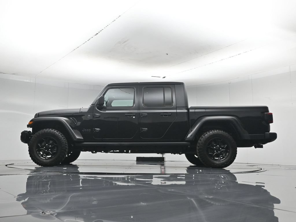 Used 2023 Jeep Gladiator Sport AWD/4WD image 8