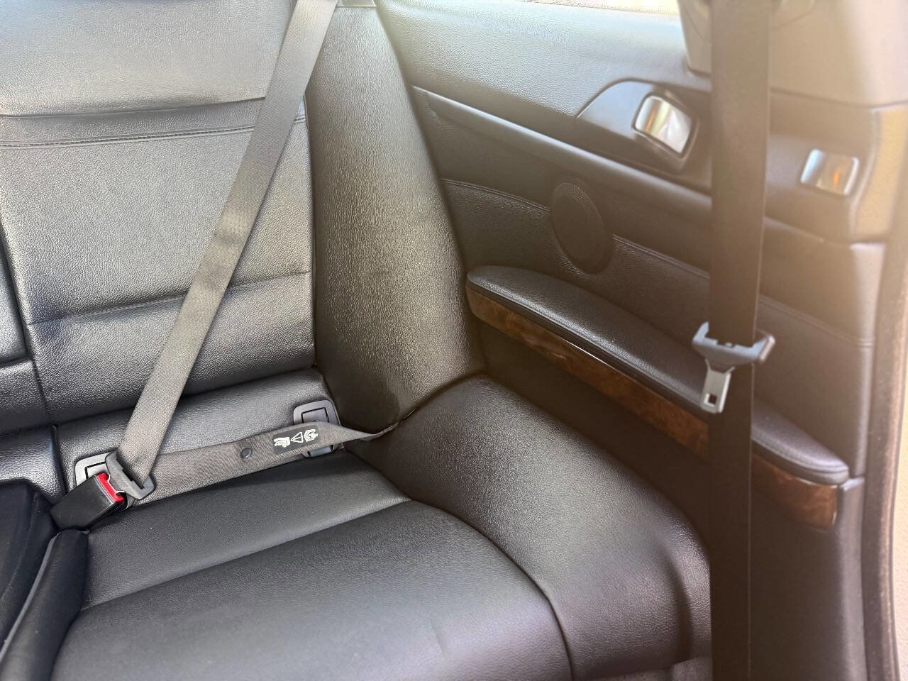 Used 2010 BMW 335i xDrive Coupe image 38