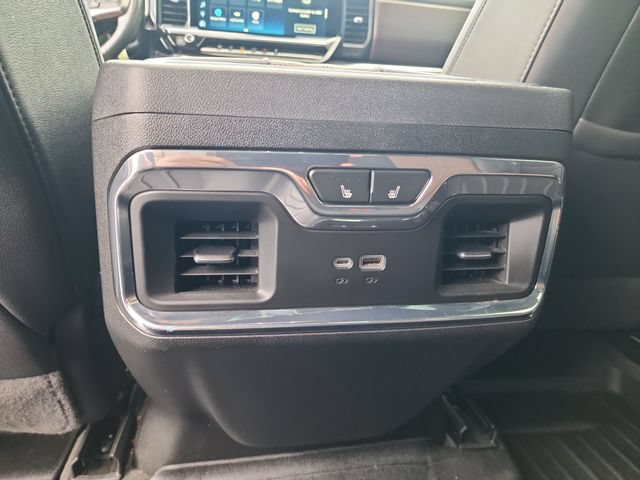Used 2024 Chevrolet Silverado 3500 High Country w/ High Country Premium Package AWD/4WD image 18