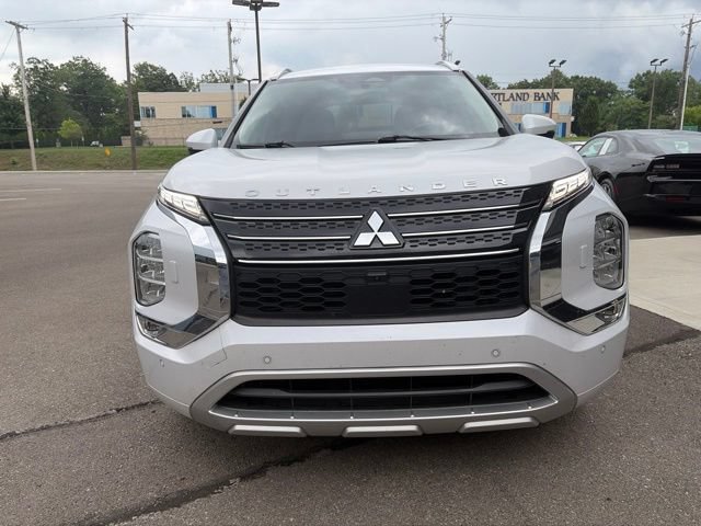 Used 2022 Mitsubishi Outlander SEL AWD/4WD image 4