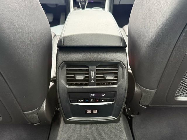Used 2022 BMW 330i xDrive Sedan w/ Premium Package 2 image 40
