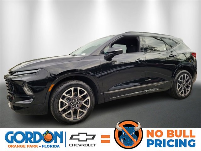 Used 2025 Chevrolet Blazer RS image 1