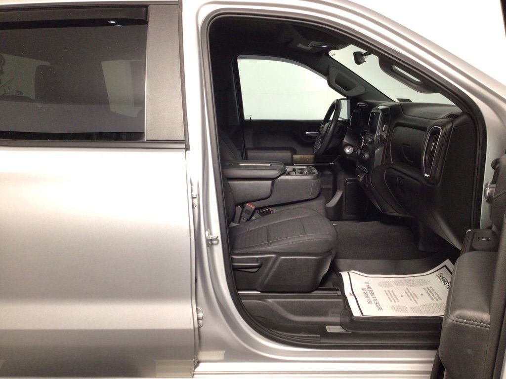 Used 2020 Chevrolet Silverado 1500 LT image 31