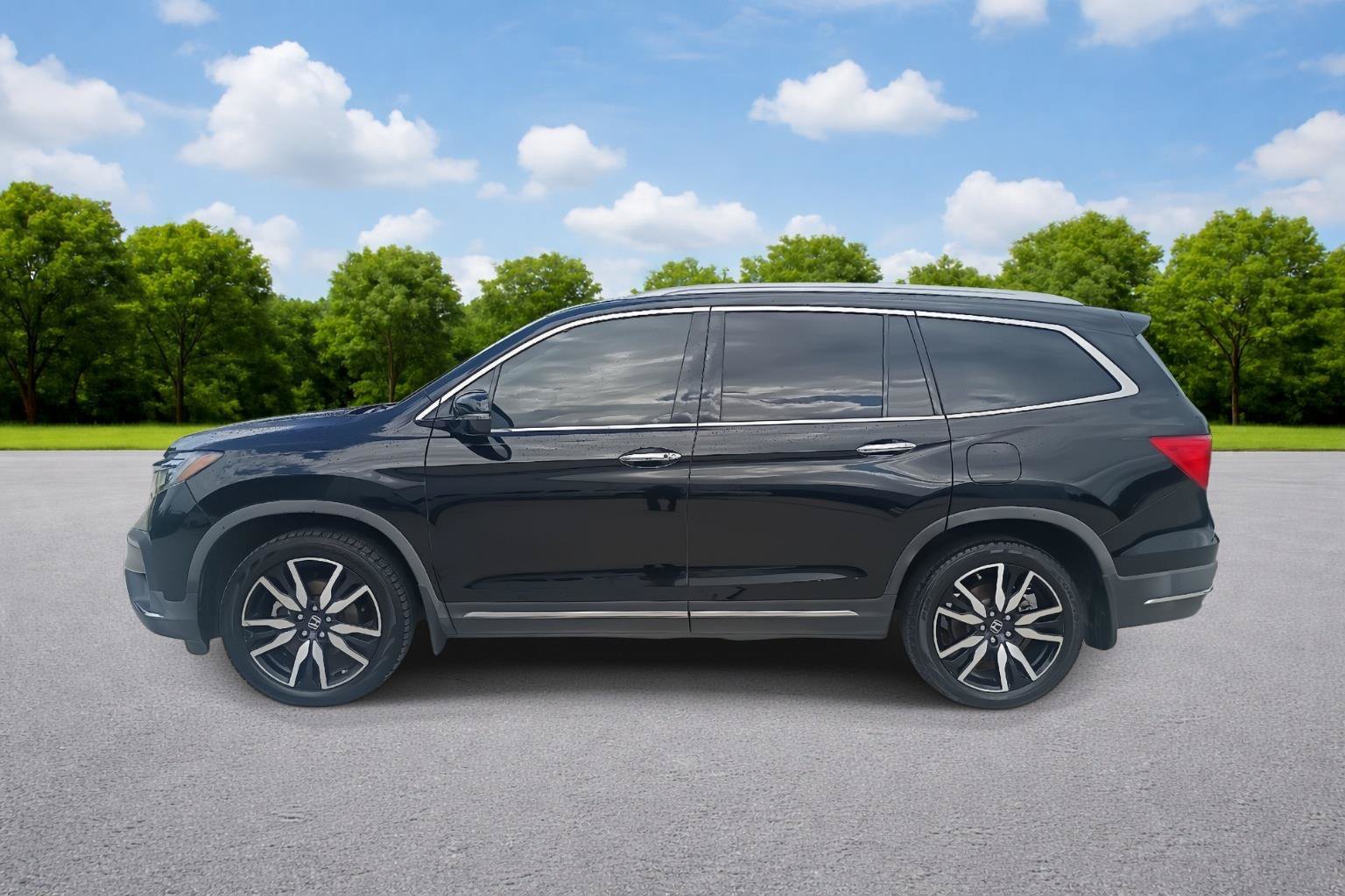 Used 2019 Honda Pilot Touring image 4