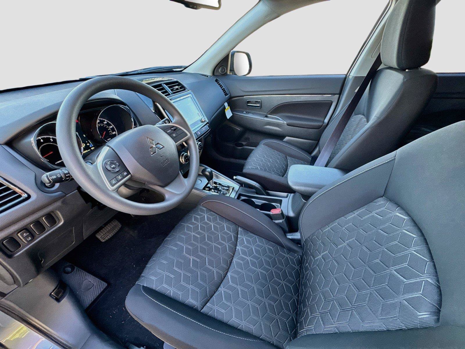 New 2027 Mitsubishi Outlander Sport FWD image 11