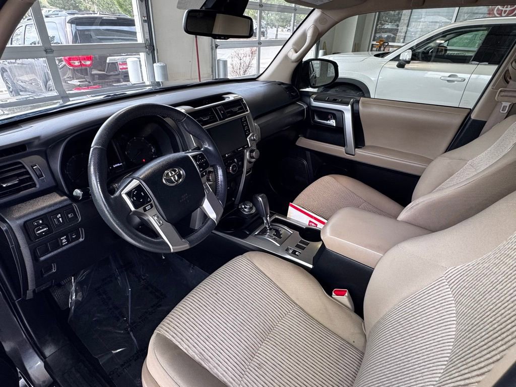 Used 2023 Toyota 4Runner SR5 AWD/4WD image 17