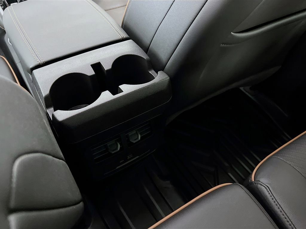 Certified 2026 GMC Canyon AT4 w/ Off-Road Front Bumper Package image 24