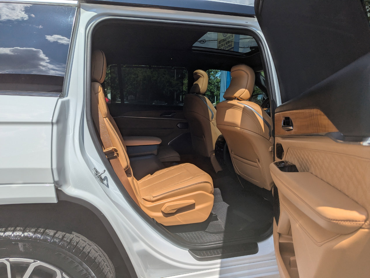 Used 2021 Jeep Grand Cherokee L Summit image 49