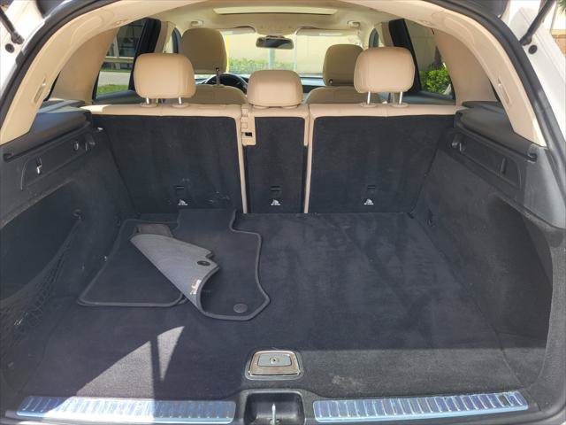 Used 2018 Mercedes-Benz GLC 300 image 10