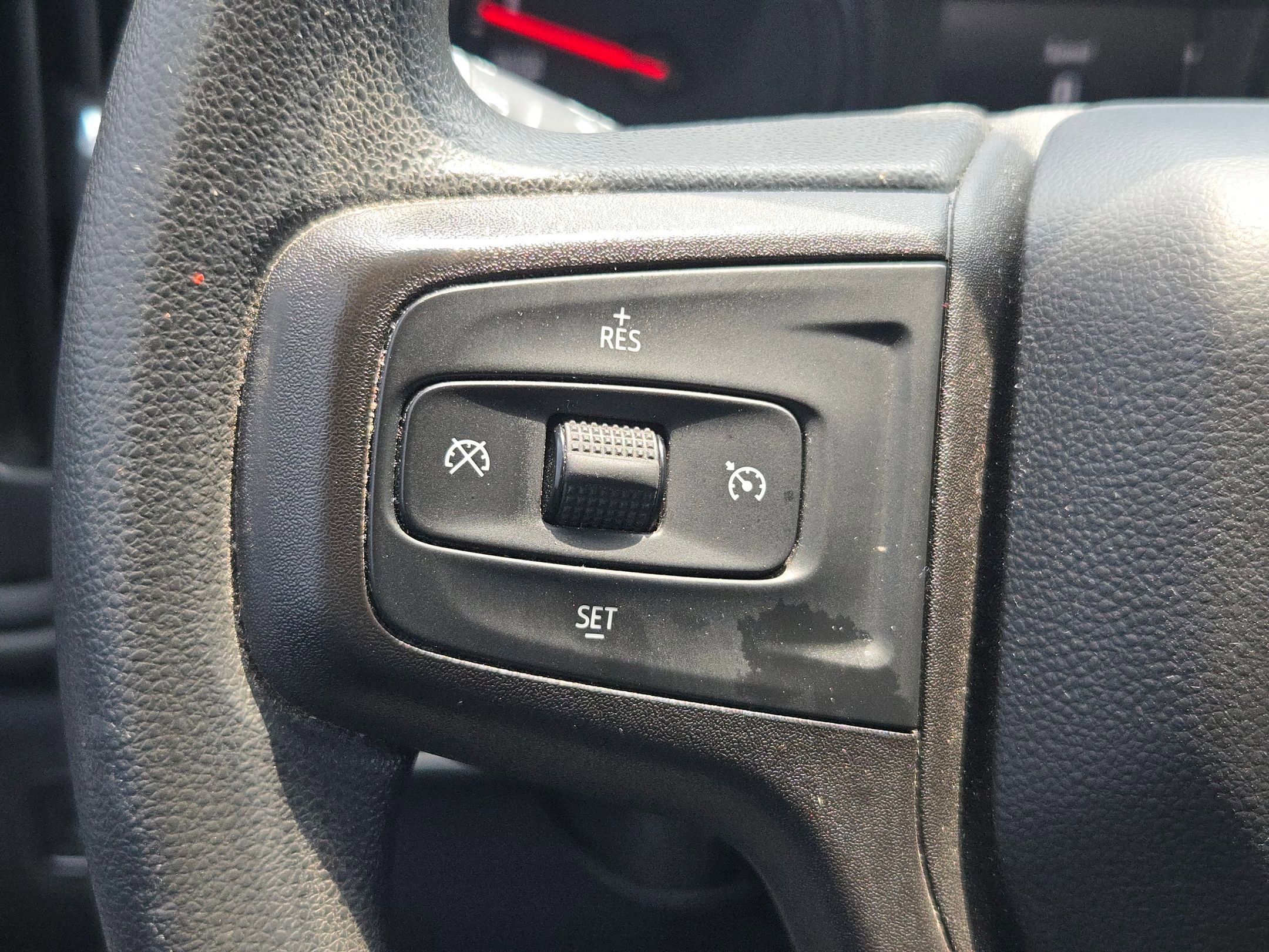 Used 2020 Chevrolet Silverado 1500 Custom w/ Custom Value Package RWD image 18