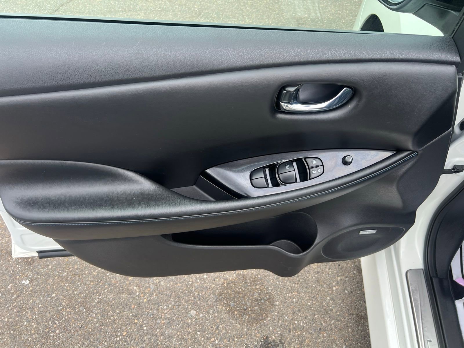 Used 2021 Nissan Leaf SL Plus FWD image 15