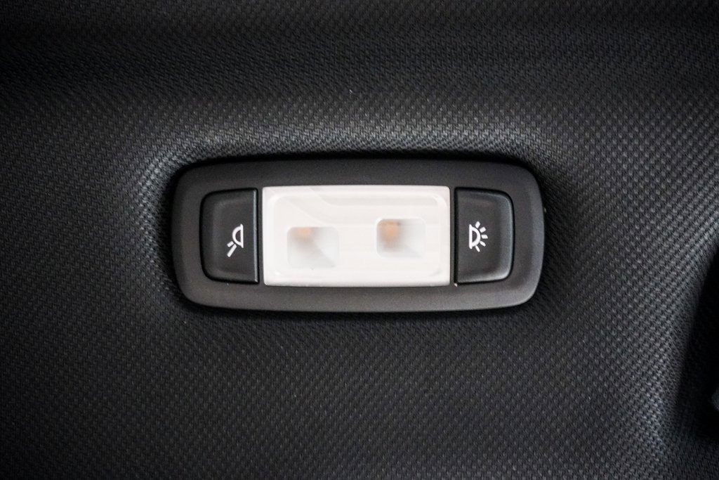 Used 2020 BMW X5 M50i w/ Premium Package image 24