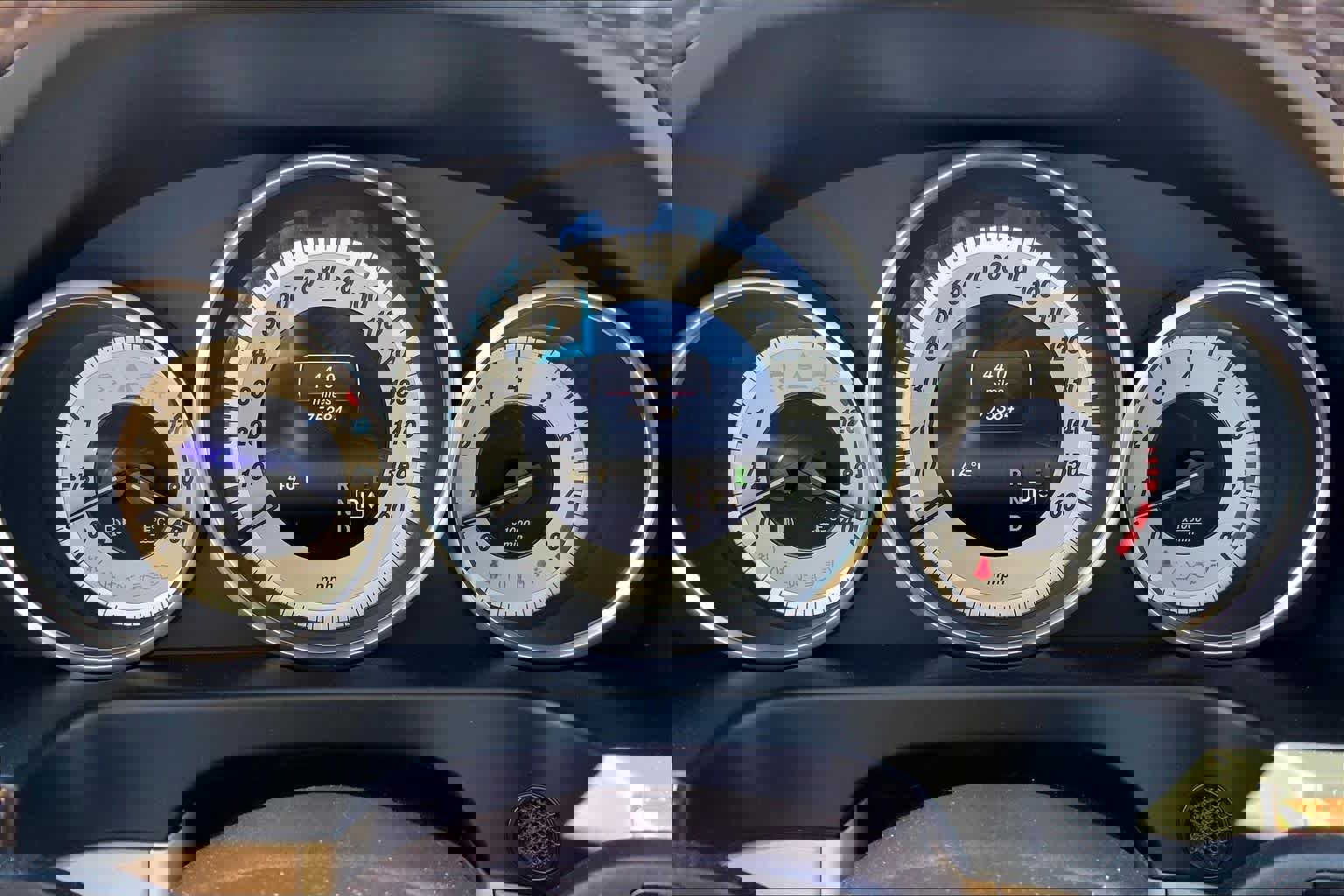 Used 2015 Mercedes-Benz E 350 4MATIC Sedan image 26