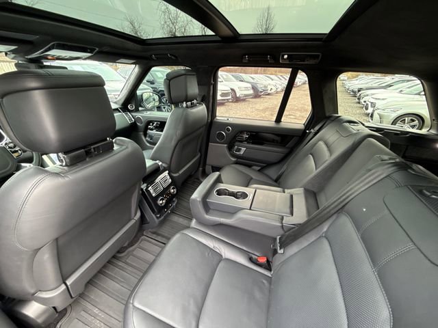 Used 2020 Land Rover Range Rover HSE image 40