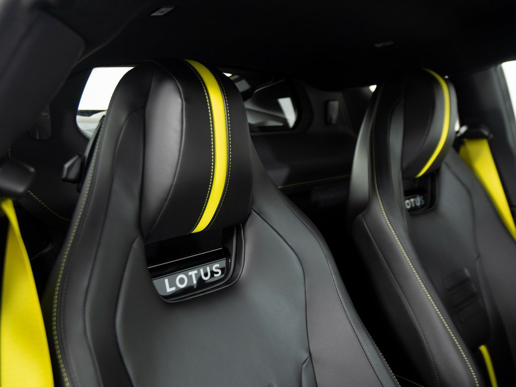 Used 2026 Lotus Emira SE RWD image 44
