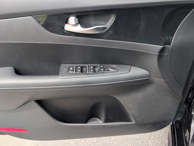 Used 2022 Kia Forte GT-Line w/ GT-Line Technology Package FWD image 15