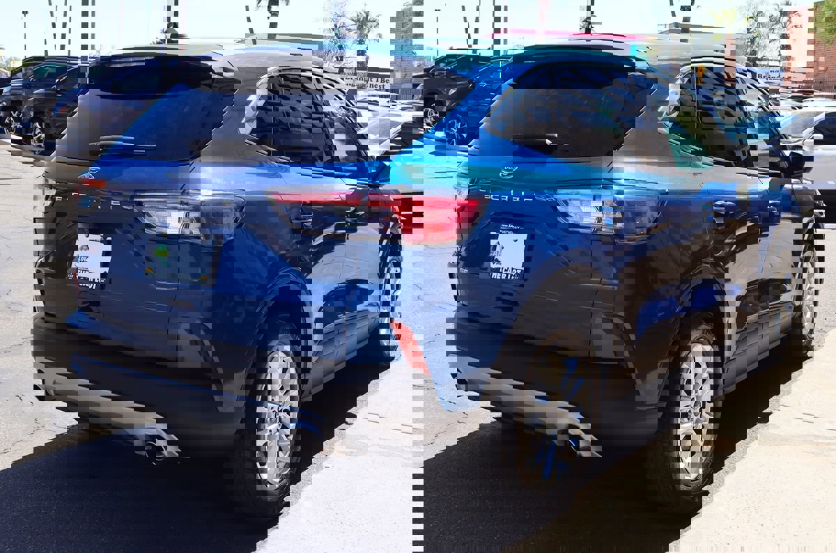 Used 2022 Ford Escape SE image 13