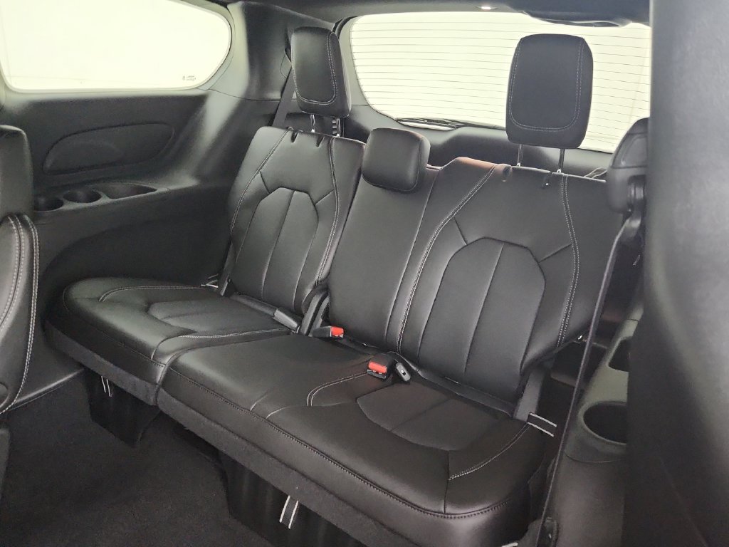 New 2027 Chrysler Pacifica LX FWD image 29