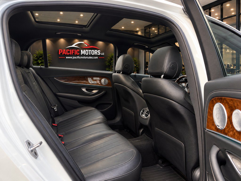 Used 2020 Mercedes-Benz E 350 Sedan image 19