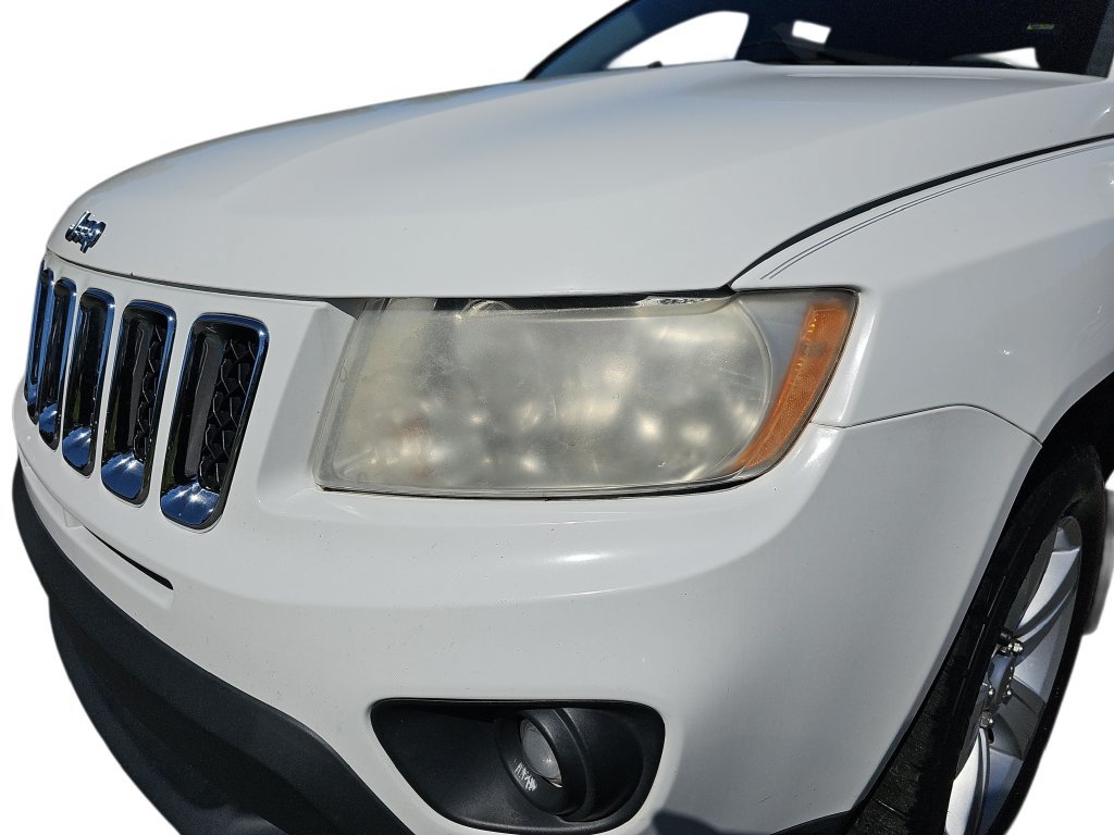 Used 2012 Jeep Compass Latitude FWD image 30