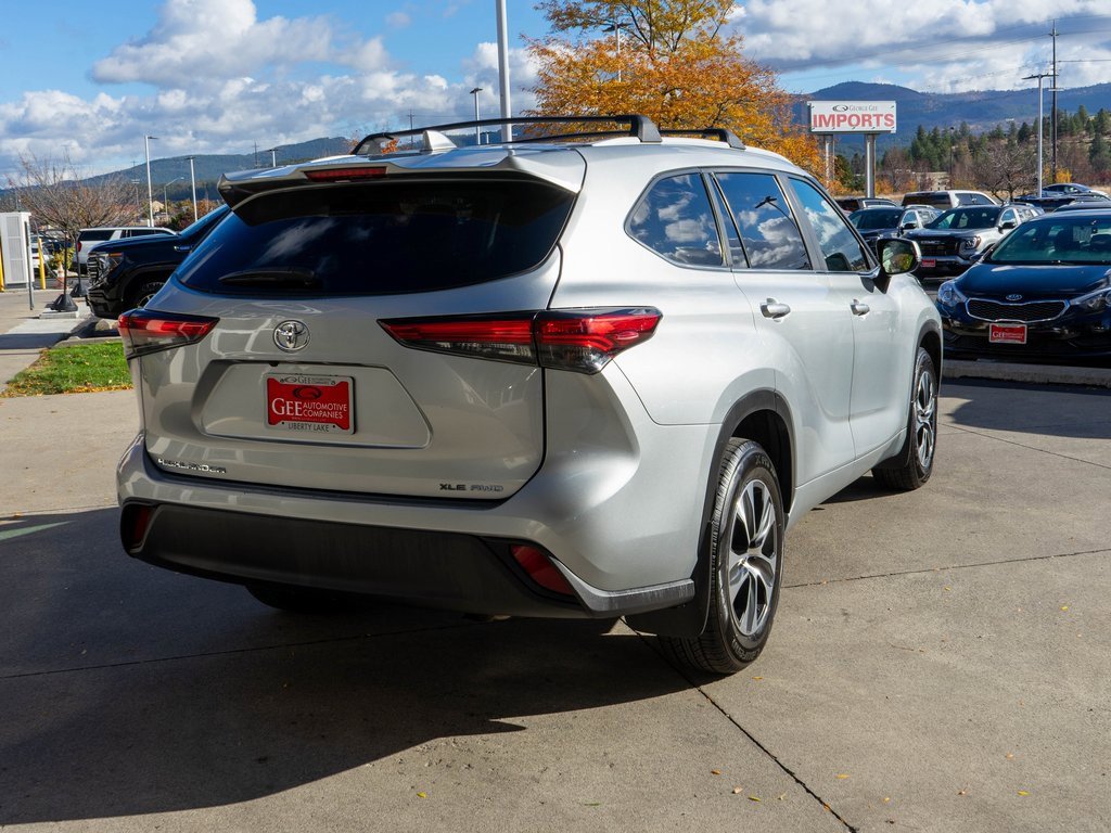 Used 2023 Toyota Highlander L image 7