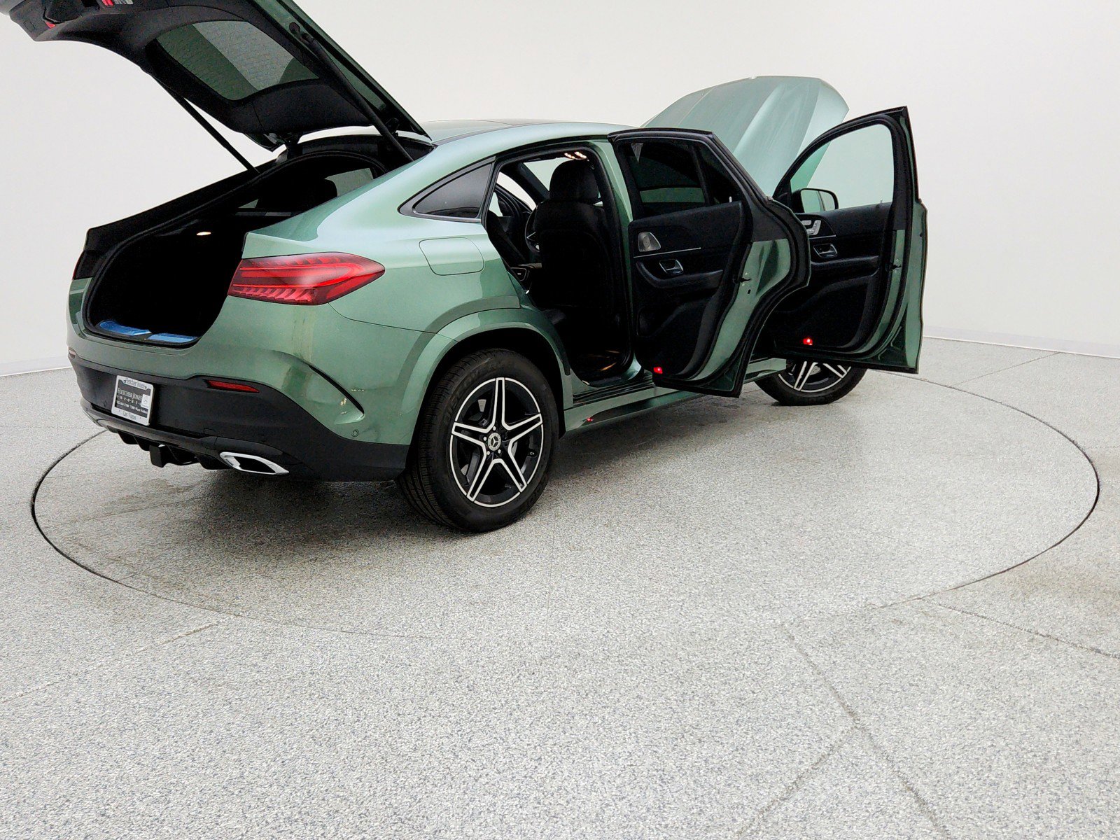 Certified 2025 Mercedes-Benz GLE 450 4MATIC Coupe w/ Winter Package image 17