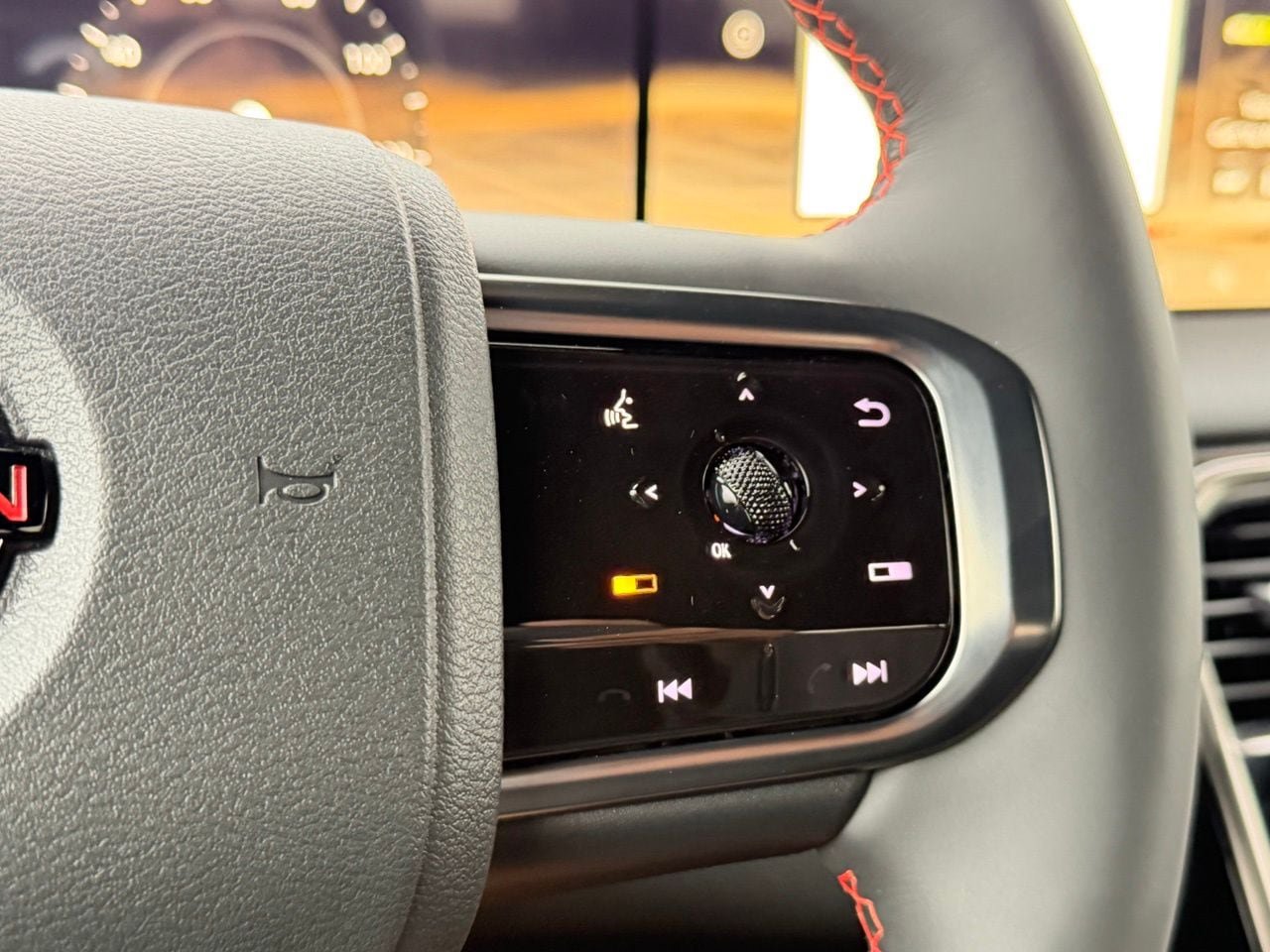 New 2026 Nissan Armada PRO-4X AWD/4WD image 13