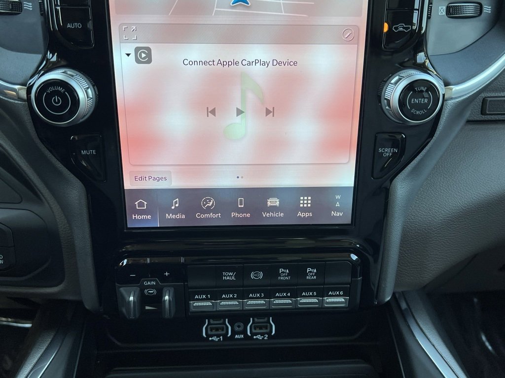 New 2025 RAM 2500 Laramie w/ Towing Technology Group image 24