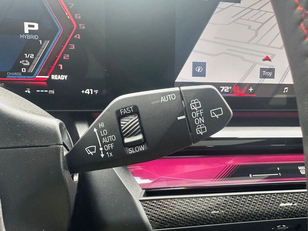 Used 2026 BMW M5 Touring image 24