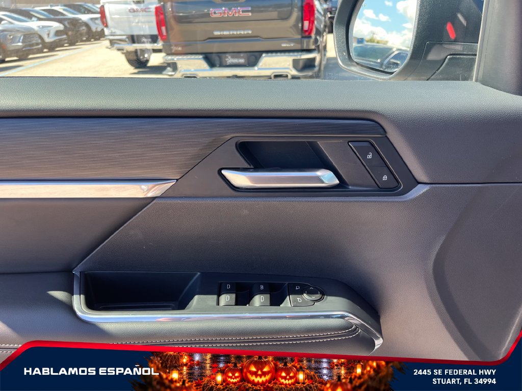 Used 2026 GMC Acadia Elevation w/ Elevation Premium Package FWD image 23