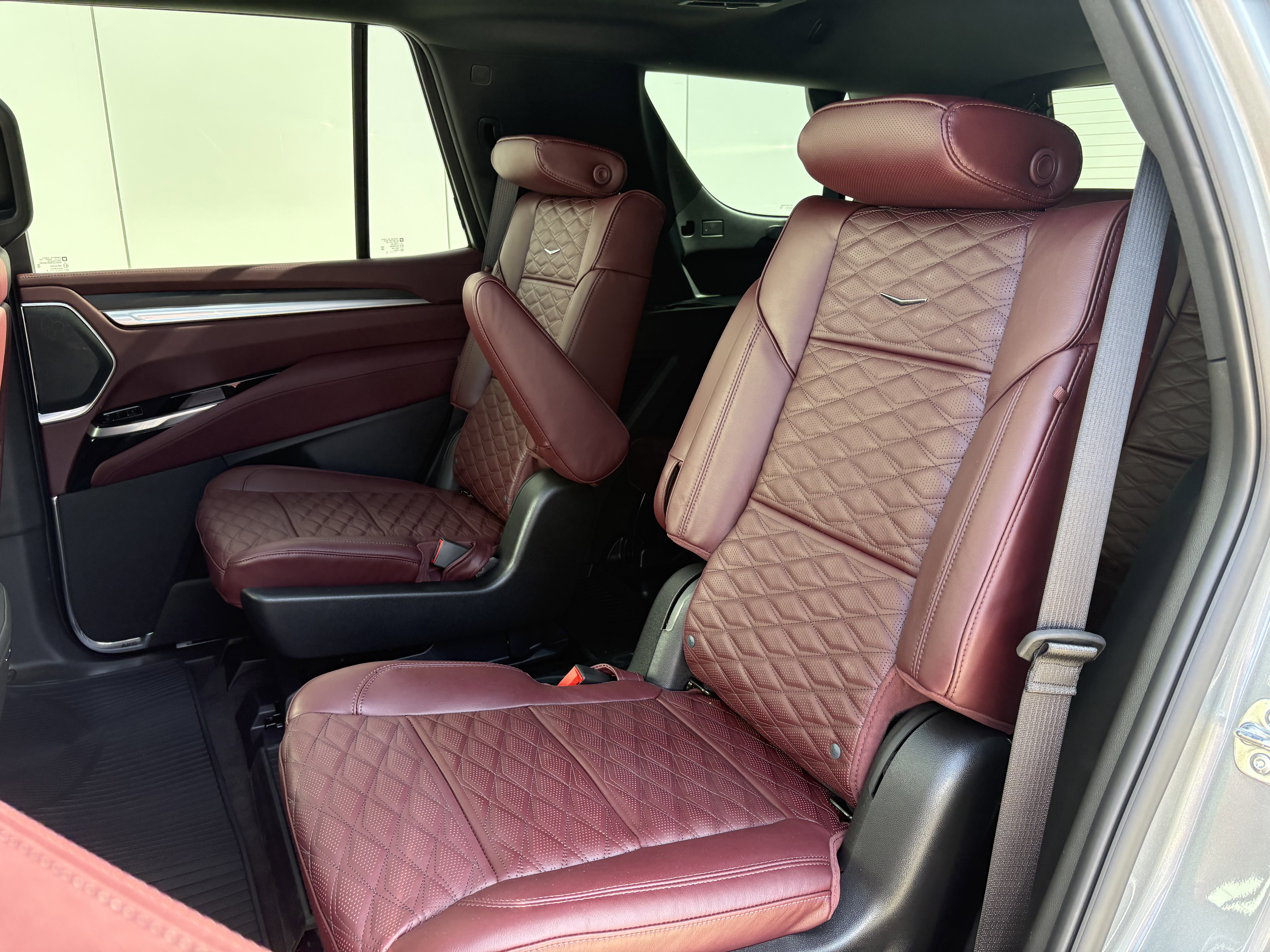 New 2026 Cadillac Escalade Luxury image 13