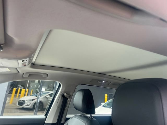 Used 2019 Volkswagen Tiguan SEL AWD/4WD image 7