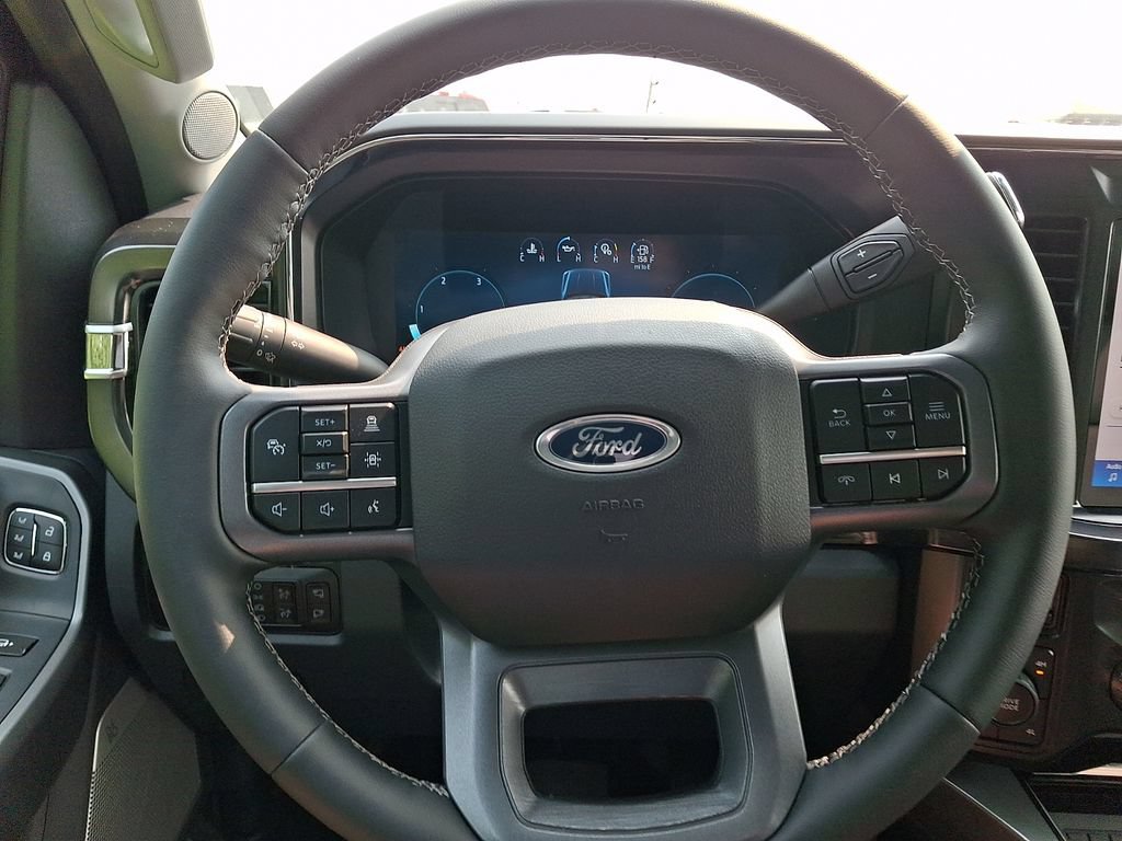 New 2026 Ford F250 Lariat w/ Black Appearance Package AWD/4WD image 14