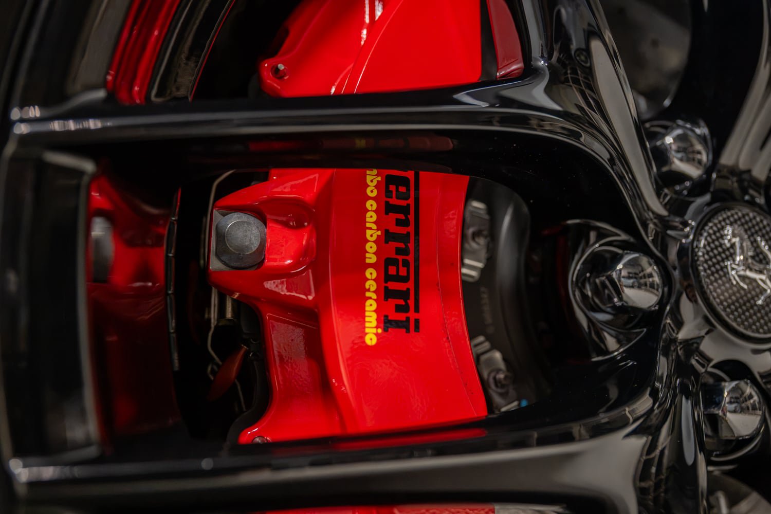 Used 2016 Ferrari F12 Berlinetta RWD image 41