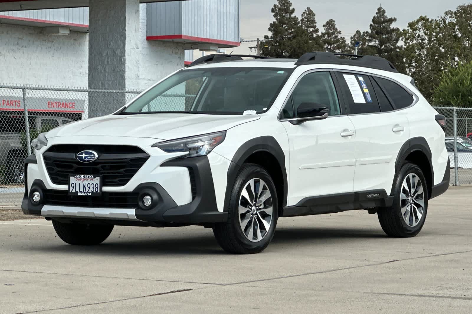 Certified 2024 Subaru Outback Limited XT AWD/4WD image 7