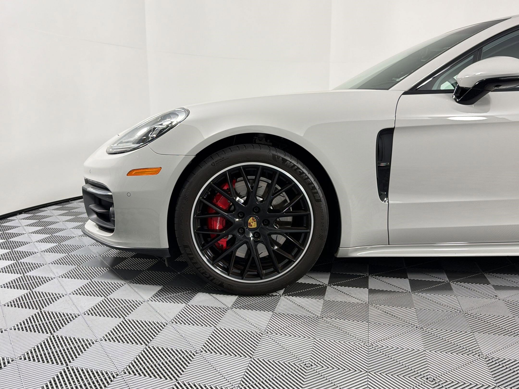 Certified 2021 Porsche Panamera 4S AWD/4WD image 25