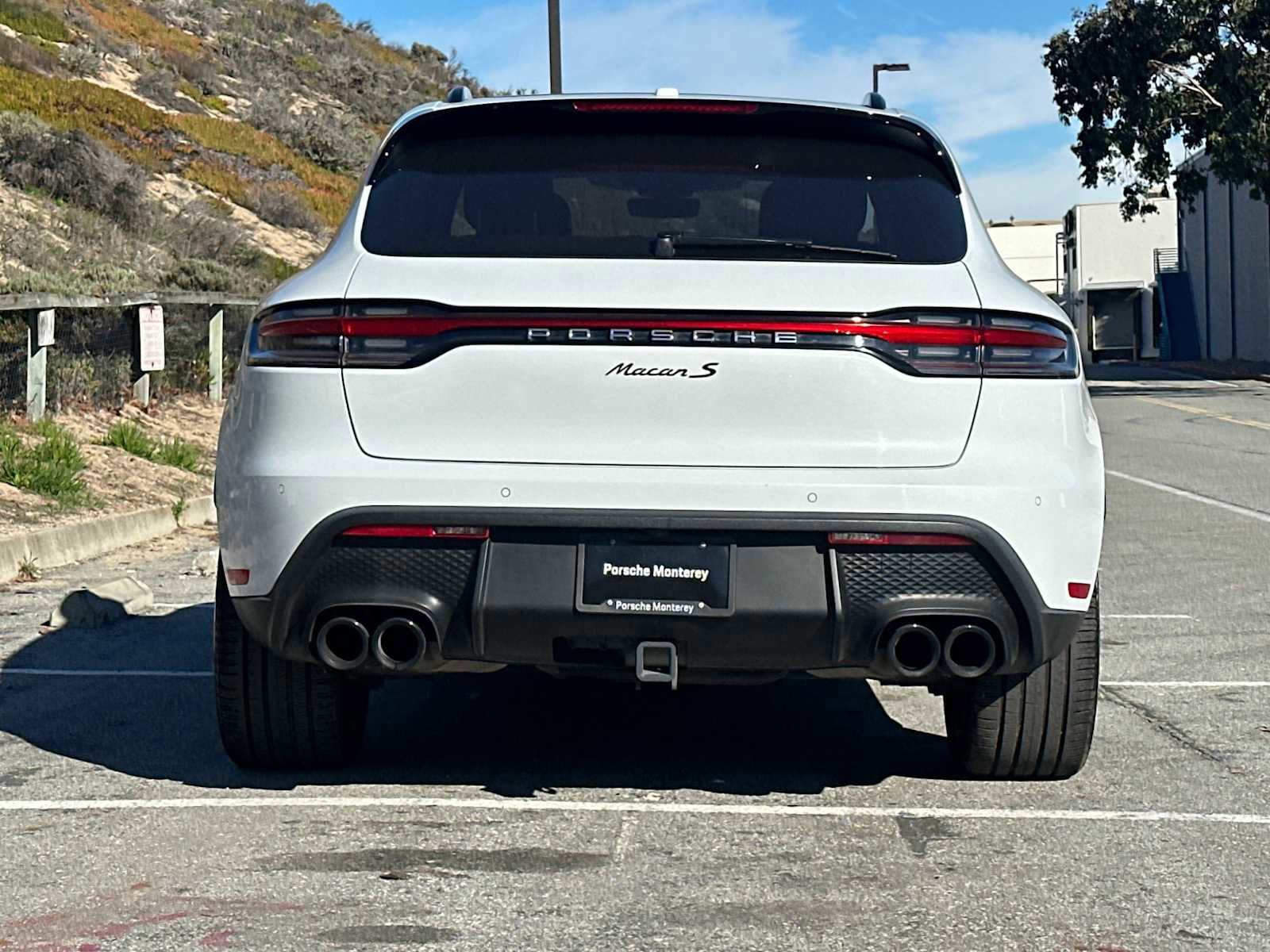 Certified 2022 Porsche Macan S image 8