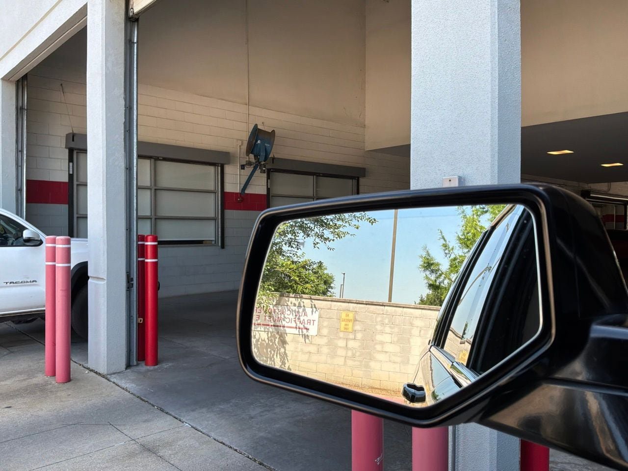 Used 2018 Chevrolet Tahoe LT RWD image 23