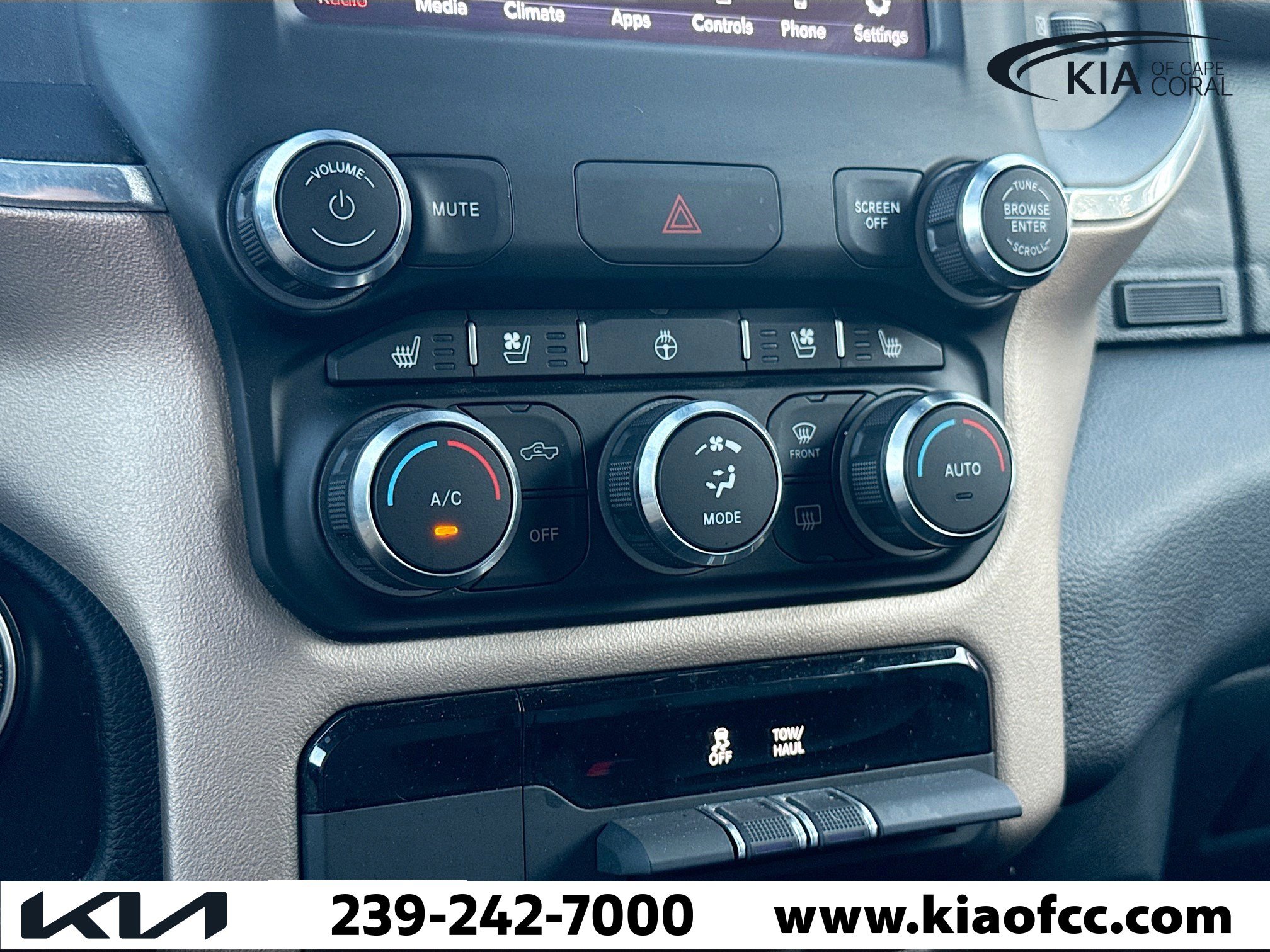 Used 2021 RAM 1500 Laramie image 31