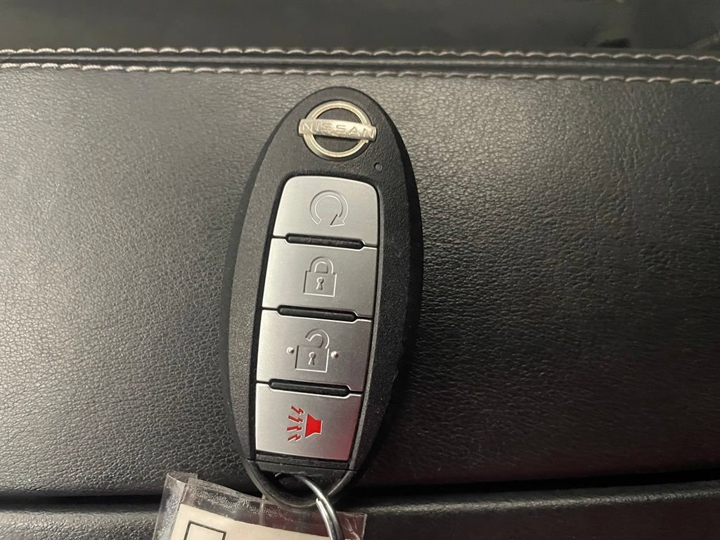 Used 2022 Nissan Rogue SV AWD/4WD image 18