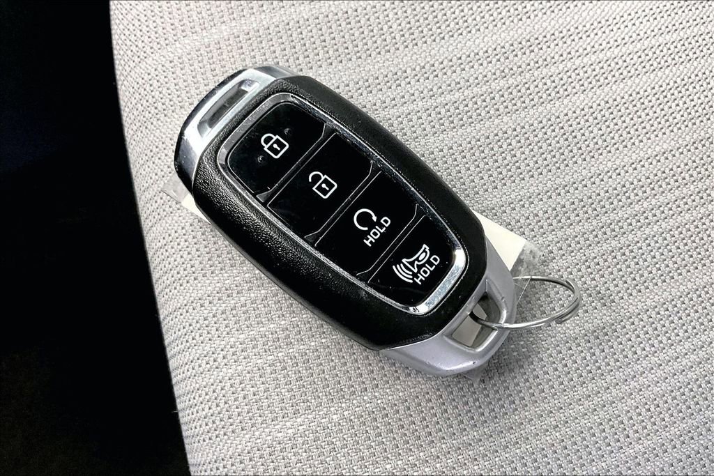 Certified 2023 Hyundai Kona SEL w/ Convenience Package FWD image 10