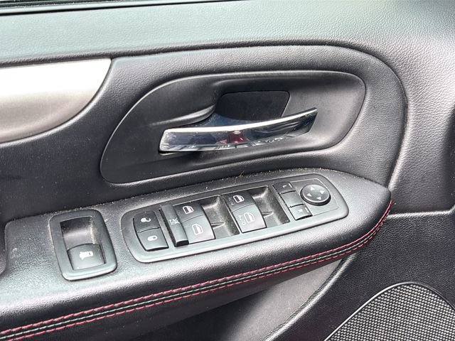 Used 2019 Dodge Grand Caravan GT FWD image 13