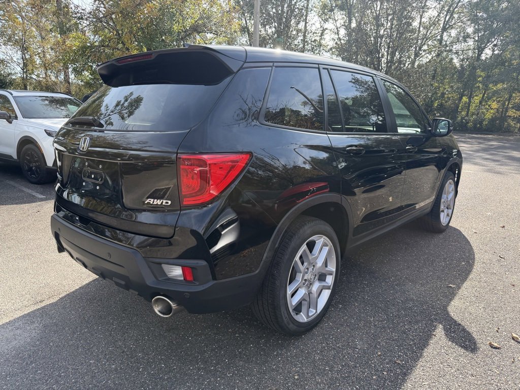 Certified 2024 Honda Passport EX-L image 6