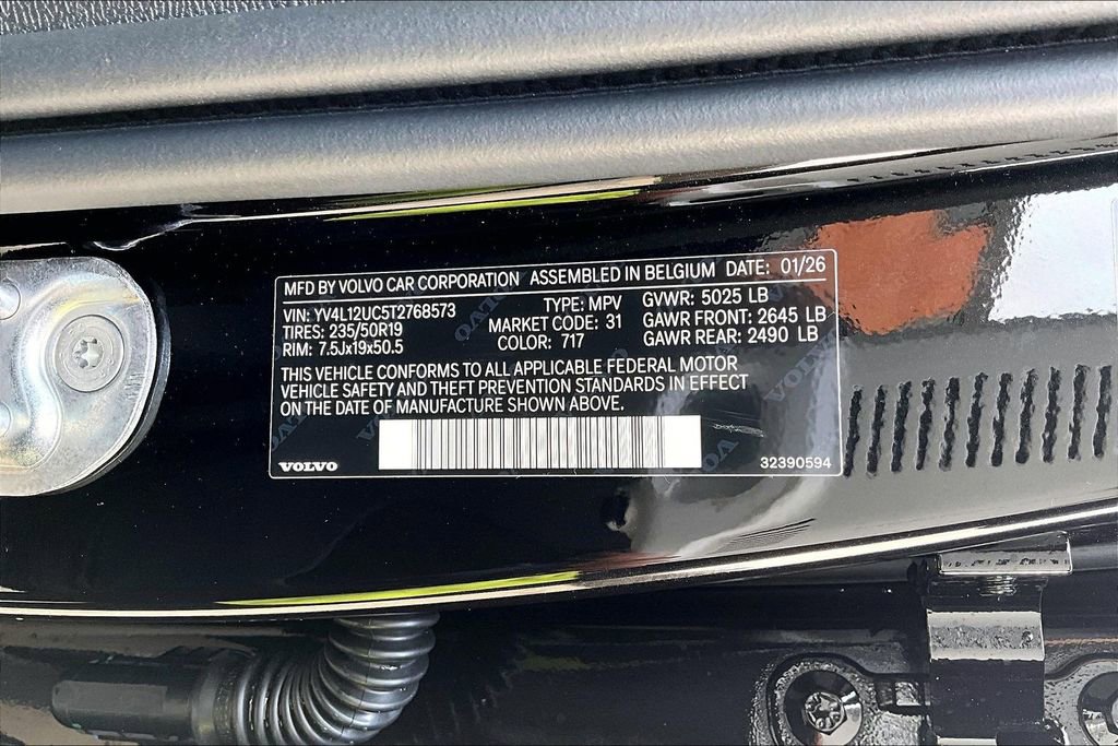 New 2026 Volvo XC40 B5 Plus AWD/4WD image 33