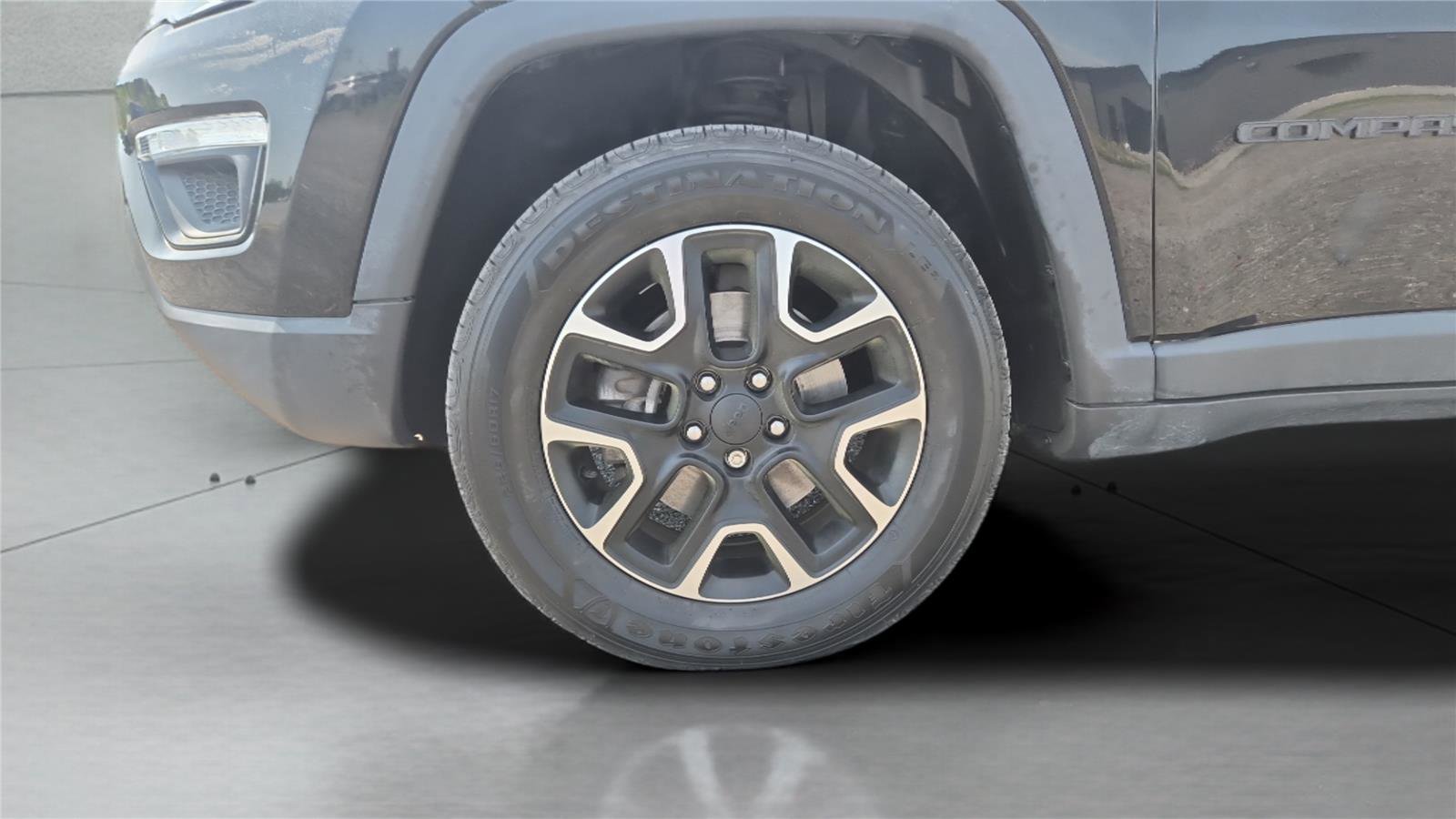 Used 2019 Jeep Compass Sport image 23