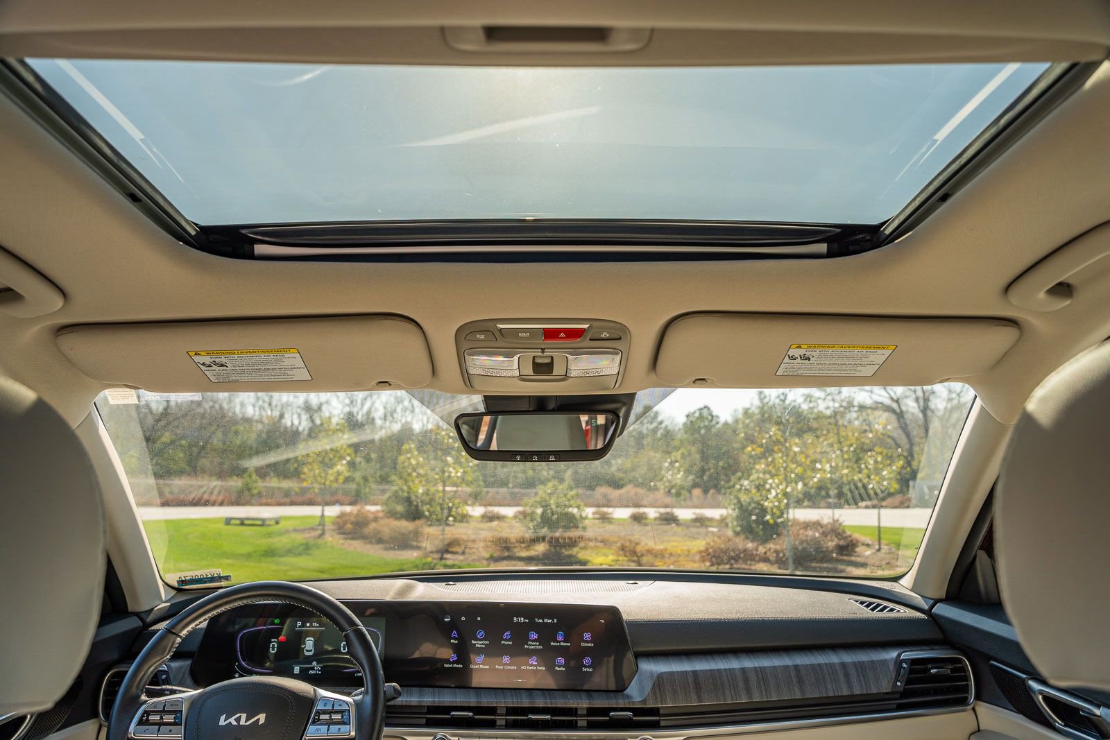 Used 2023 Kia Telluride EX w/ EX Captain's Chair Package image 24